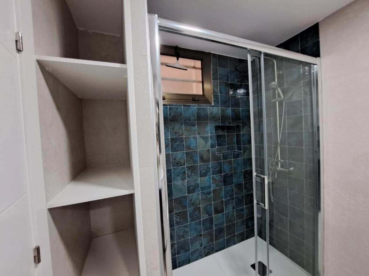 Newly Reformed 2 Bedroom Apartment In The Center Of Los Cristianos Los Cristianos  Extérieur photo