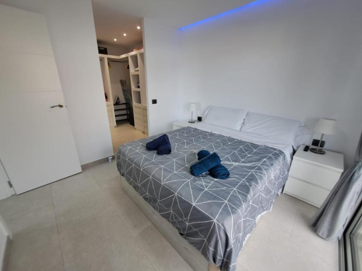 Newly Reformed 2 Bedroom Apartment In The Center Of Los Cristianos Los Cristianos  Extérieur photo