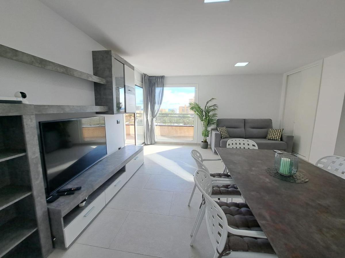Newly Reformed 2 Bedroom Apartment In The Center Of Los Cristianos Los Cristianos  Extérieur photo